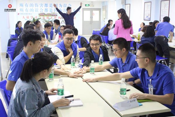 熱烈祝賀德永佳《企業(yè)內(nèi)訓(xùn)師培訓(xùn)TTT》研修課程成功舉辦！