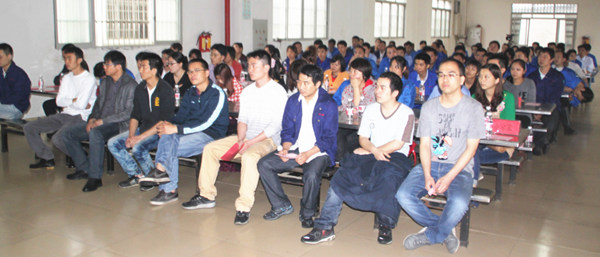 2012年3月1日，潔麗管理升級(jí)動(dòng)員大會(huì)召開(kāi)