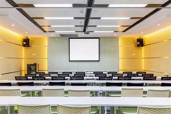 創(chuàng)新的員工培訓(xùn)方法，提升公司競(jìng)爭(zhēng)力