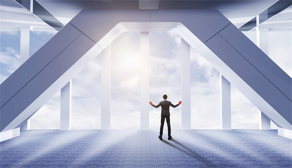 如何應(yīng)對(duì)人力資源風(fēng)險(xiǎn)？