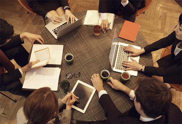 為什么企業(yè)要注意組織架構(gòu)的設(shè)置和職能職責(zé)的梳理？