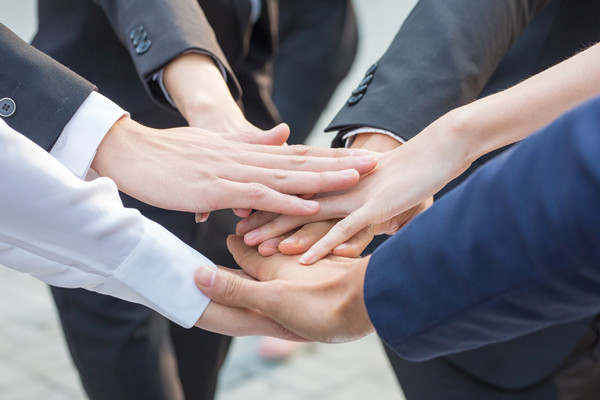 績(jī)效管理優(yōu)化：提升員工積極性，推動(dòng)企業(yè)高效發(fā)展