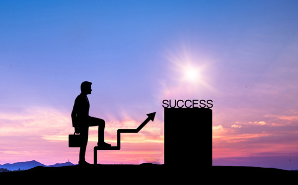 員工培訓(xùn)與發(fā)展：打造高效能團(tuán)隊(duì)的關(guān)鍵！