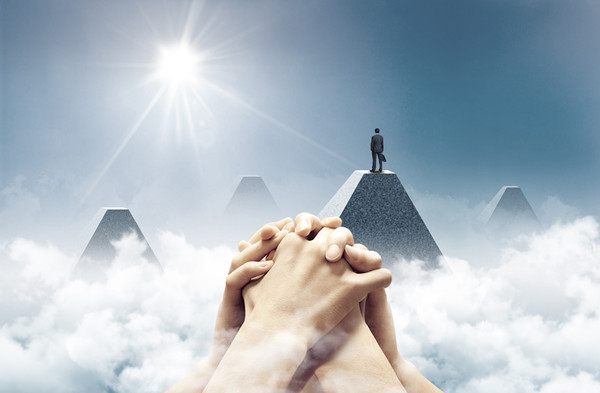 年度轉(zhuǎn)型升級計劃：轉(zhuǎn)型升級，提質(zhì)增效