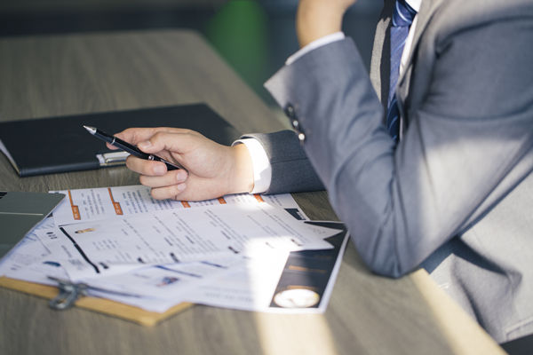 超越招聘：全面解析人力資源管理中的選、育、用、留