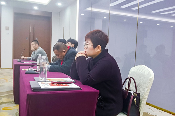 無錫市社區(qū)商會(huì)——勤新商會(huì)攜手正睿咨詢集團(tuán)為企業(yè)家賦能充電！