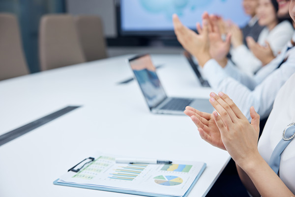 跨部門協(xié)同的績效管理：打破部門壁壘，提升整體效能