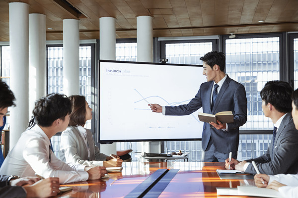 數(shù)據(jù)驅(qū)動(dòng)的績效管理：用數(shù)據(jù)說話，科學(xué)決策