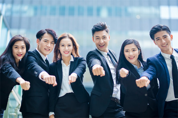 協(xié)同效應(yīng)：強化內(nèi)部溝通，打造高效協(xié)作團隊