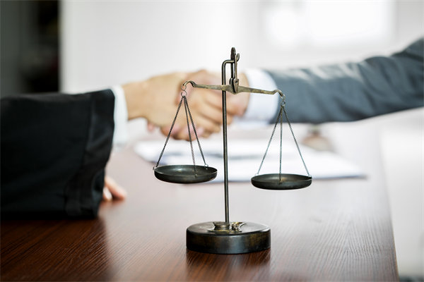 戰(zhàn)略聯(lián)盟與合作：強(qiáng)強(qiáng)聯(lián)手，共創(chuàng)未來