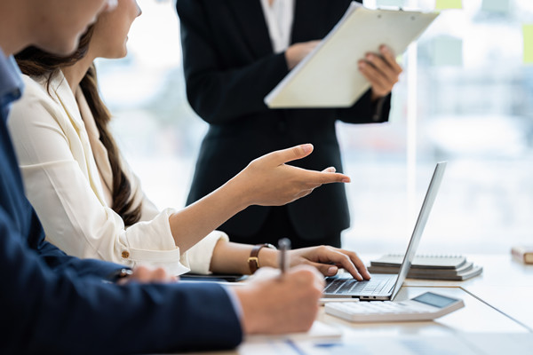 創(chuàng)新集團管控模式，提升企業(yè)運營效率，創(chuàng)造更大價值