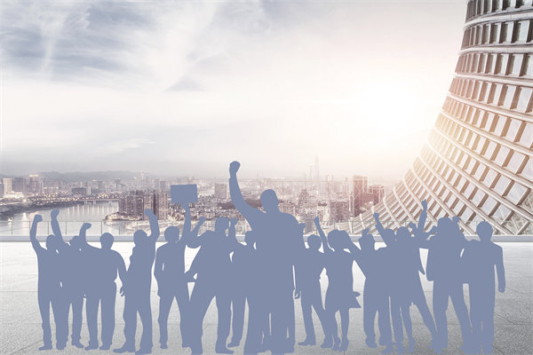 集團(tuán)管控精細(xì)化：打造高效運(yùn)營，驅(qū)動(dòng)行業(yè)變革