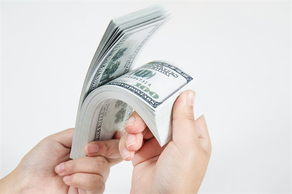 薪酬體系優(yōu)化：降低成本，提升員工滿(mǎn)意度