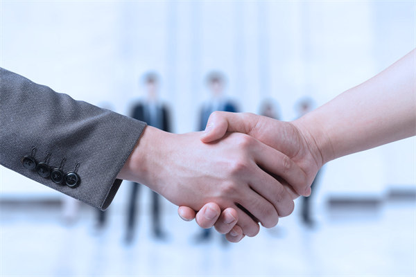 戰(zhàn)略咨詢智慧引領(lǐng)，驅(qū)動(dòng)企業(yè)創(chuàng)新發(fā)展，開啟全新時(shí)代