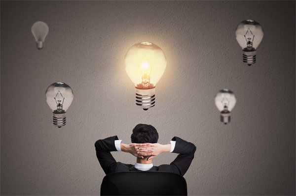 創(chuàng)新企業(yè)管理思維，激發(fā)員工潛能，推動企業(yè)騰飛