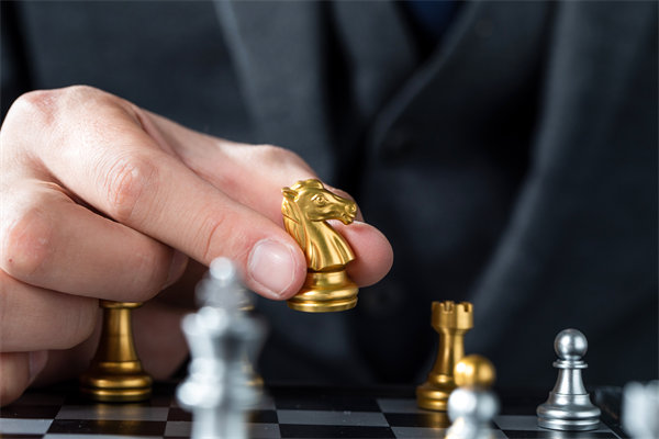 集團戰(zhàn)略規(guī)劃和年度經(jīng)營計劃不匹配怎么辦？