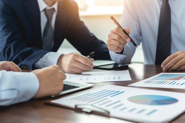 企業(yè)設(shè)立預(yù)算管理小組是不是由個人組建的？