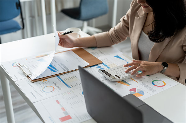 員工福利多樣化趨勢(shì)：哪些非貨幣激勵(lì)可提高滿意度？