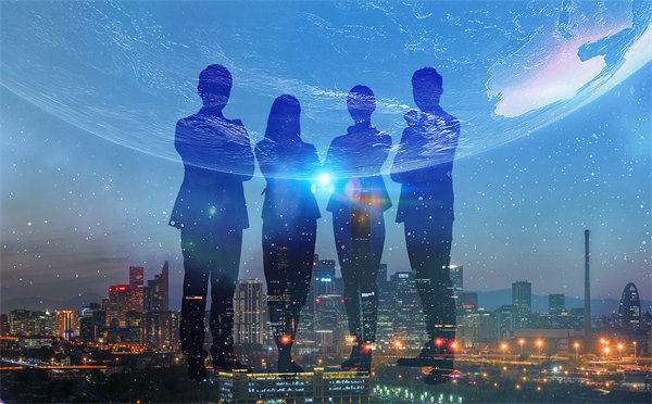 全球化運(yùn)營(yíng)中，集團(tuán)管控面臨哪些新挑戰(zhàn)及應(yīng)對(duì)策略？