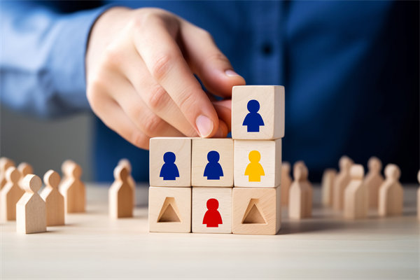 如何運用數據分析優(yōu)化招聘流程，提升招聘質量？