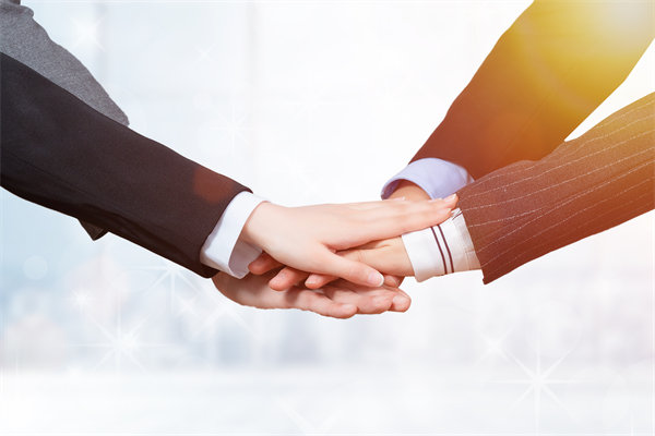 長(zhǎng)期激勵(lì)與短期薪酬如何平衡，吸引并留住關(guān)鍵人才？