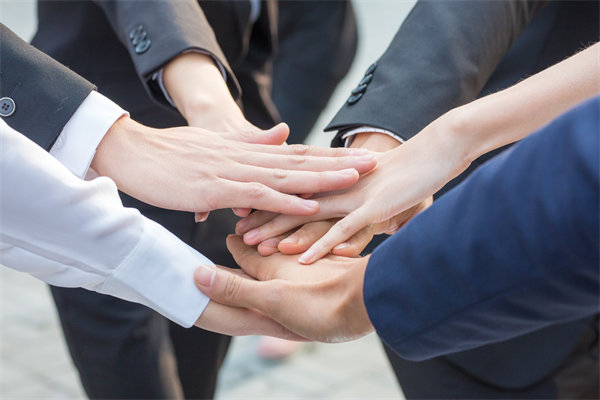 如何平衡員工工作與生活的界限，增強工作滿意度？