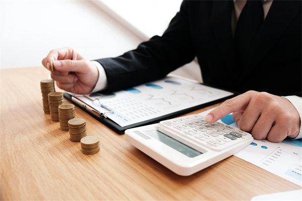 國(guó)際化企業(yè)如何跨地域制定公平合理的薪酬標(biāo)準(zhǔn)？