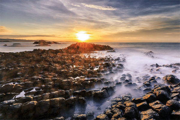 企業(yè)管理咨詢?nèi)绾沃φ闹萜髽I(yè)提升競爭力？