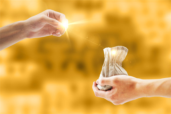 跑步入場(chǎng)的00后3天賺了3萬，對(duì)打工族有何啟示？