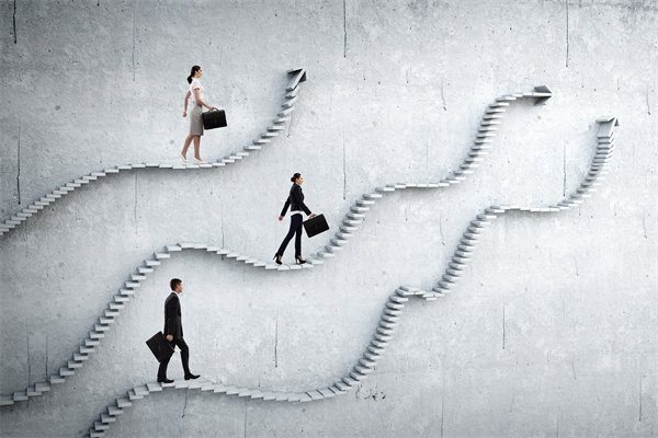 如何平衡員工個人績效與企業(yè)整體目標(biāo)，實(shí)現(xiàn)雙贏？