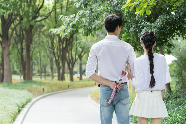 廣東一公司發(fā)錢鼓勵員工談戀愛，品牌營銷怎么看？