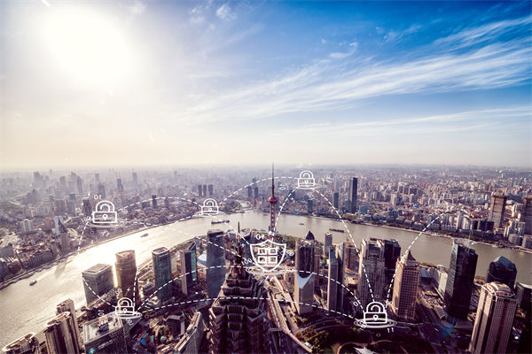 供應(yīng)鏈管理中，如何確保供應(yīng)鏈透明度與安全性？