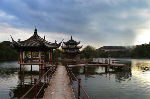 臺(tái)州年度經(jīng)營(yíng)計(jì)劃咨詢(xún)公司如何規(guī)劃企業(yè)全年發(fā)展藍(lán)圖？