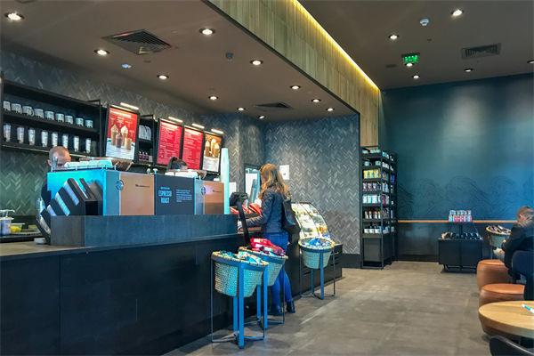 福利政策在薪酬體系中的作用及其優(yōu)化策略是什么？