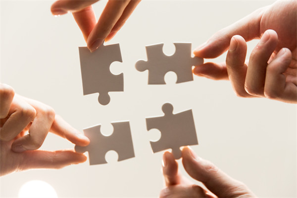 集團管控失效，資源錯配，在競爭中只能節(jié)節(jié)敗退！