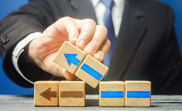 戰(zhàn)略迷茫，方向難尋，如何借戰(zhàn)略咨詢精準定位企業(yè)航向？