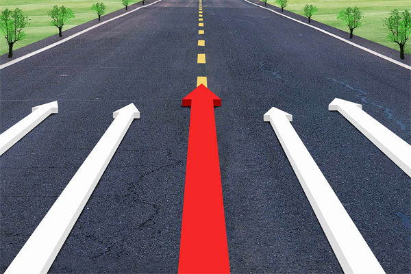 管理咨詢?nèi)绾瓮黄瞥Ｒ?guī)，為企業(yè)量身打造核心競爭優(yōu)勢？