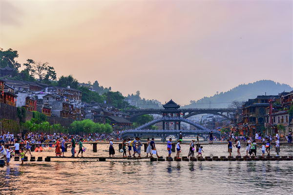 出行熱、消費(fèi)旺、體驗(yàn)新，品牌營(yíng)銷如何在假期發(fā)力？