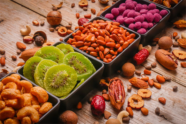 品牌營(yíng)銷(xiāo)分析：第一批開(kāi)零食店的人，賺夠千萬(wàn)離場(chǎng)了