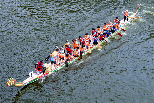 起猛了龍舟都能蹦迪了，企業(yè)文化對此有何啟示？