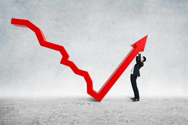 績效反饋只談問題，員工成長動力該如何真正激活？