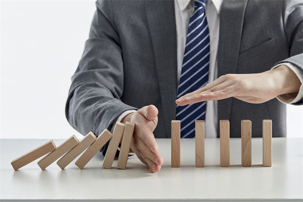 企業(yè)為保預(yù)算平衡砍項(xiàng)目，錯(cuò)失發(fā)展機(jī)遇，值得嗎？