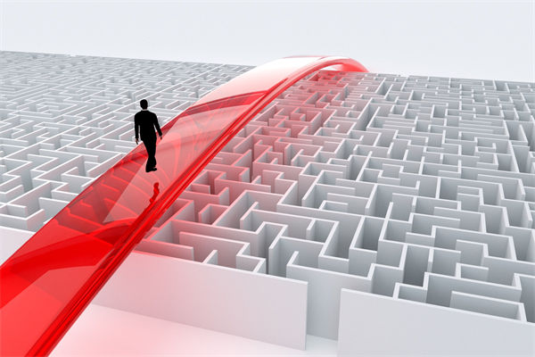 行業(yè)變局加速，企業(yè)戰(zhàn)略如何避開陷阱抓住新機(jī)遇？