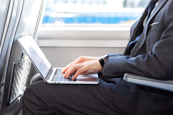 高鐵站下架泡面不如站臺(tái)禁吸煙，組織規(guī)劃管理啟示