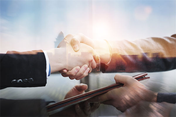 知名超市半年關(guān)了227家店，關(guān)聯(lián)企業(yè)營銷怎么看？