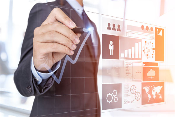 多家公司通知帶薪放假看閱兵，績效管理有何啟示？