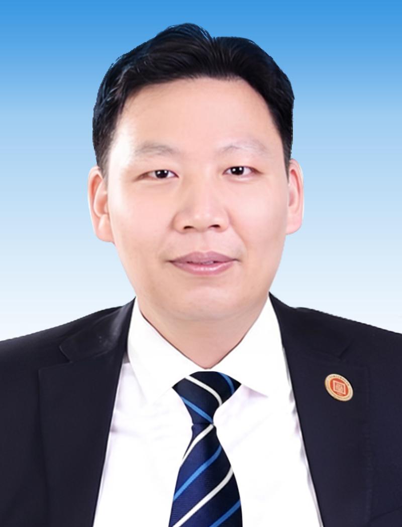 正睿企業(yè)管理咨詢(xún)師何紅波